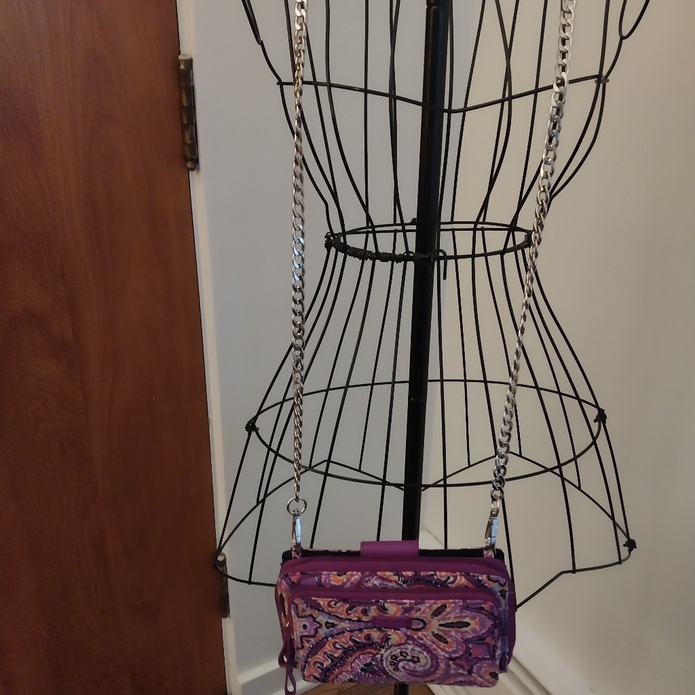 Vera Bradley Pre-Loved Very Good Condition Paisley Purple Patterned  Crossbody
